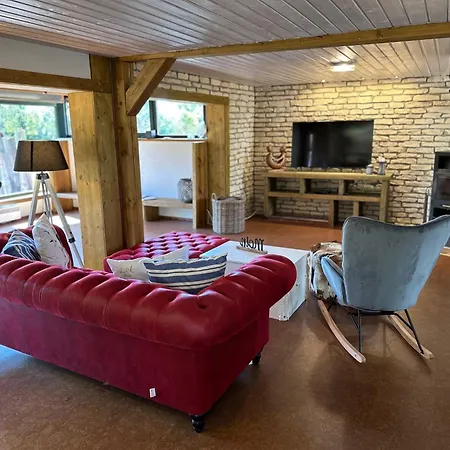 Moeve بيت للعطل فاستروم